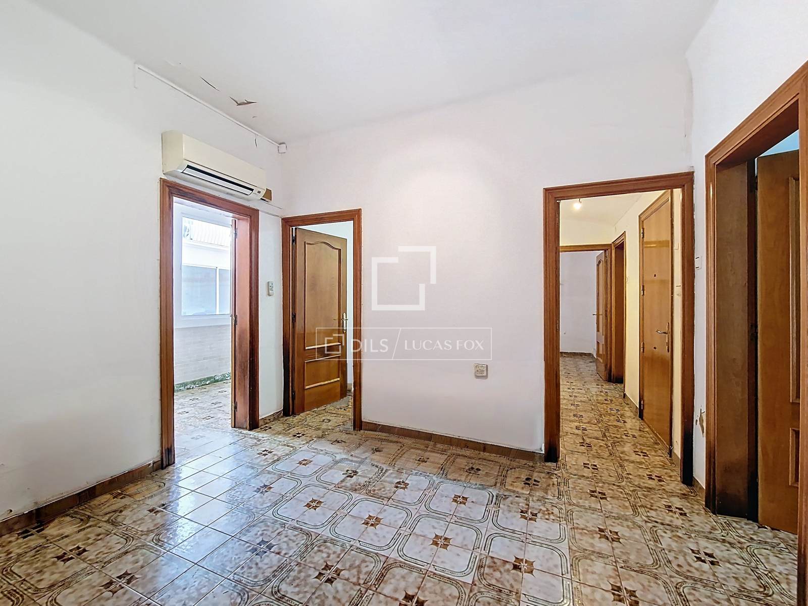 Villa a Vilanova i la Geltru, Barcelona, Spagna 4 camere da letto, 145 mq. N° 161420