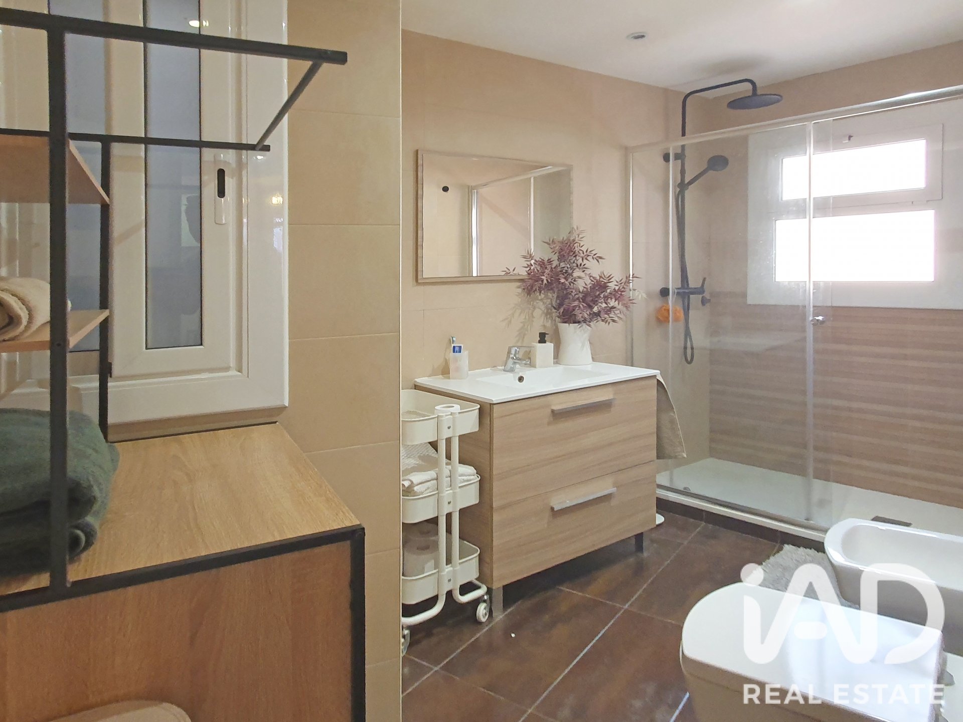 Appartamento a Barcelona, Spagna 1 camera da letto, 57 mq. N° 187863