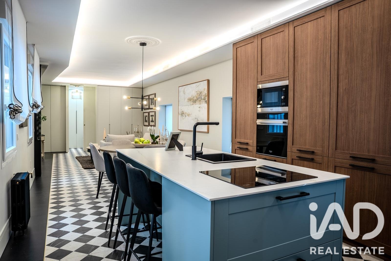 Huoneisto Madrid, Espanja 2 makuuhuonetta, 122 m2 No. 187869
