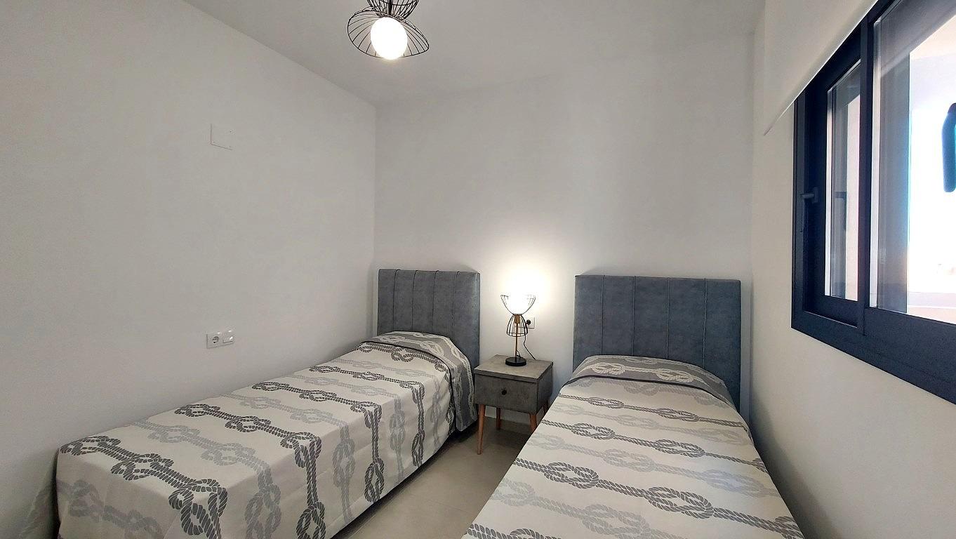 Квартира в Сан-Мигель-де-Салинас, Аликанте, Испания 2 спальни, 93м2 №112527