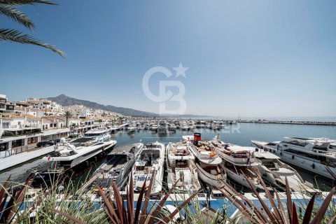 Duplex in Marbella, Malaga, Spanien 3 Schlafzimmer, 275 m2 Nr. 157866