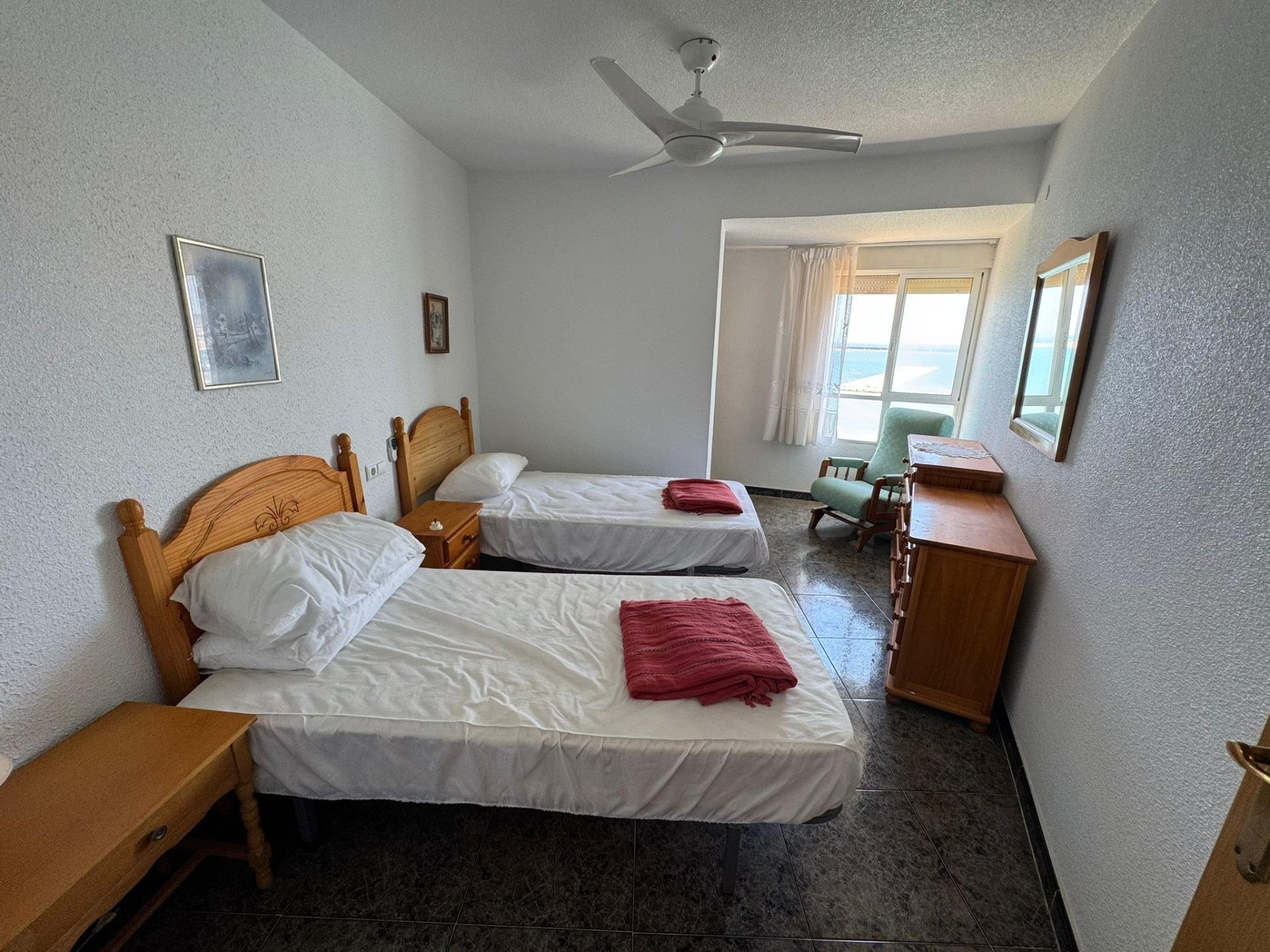 Appartamento a Torrevieja, Alicante, Spagna 3 camere da letto, 89 mq. N° 165650