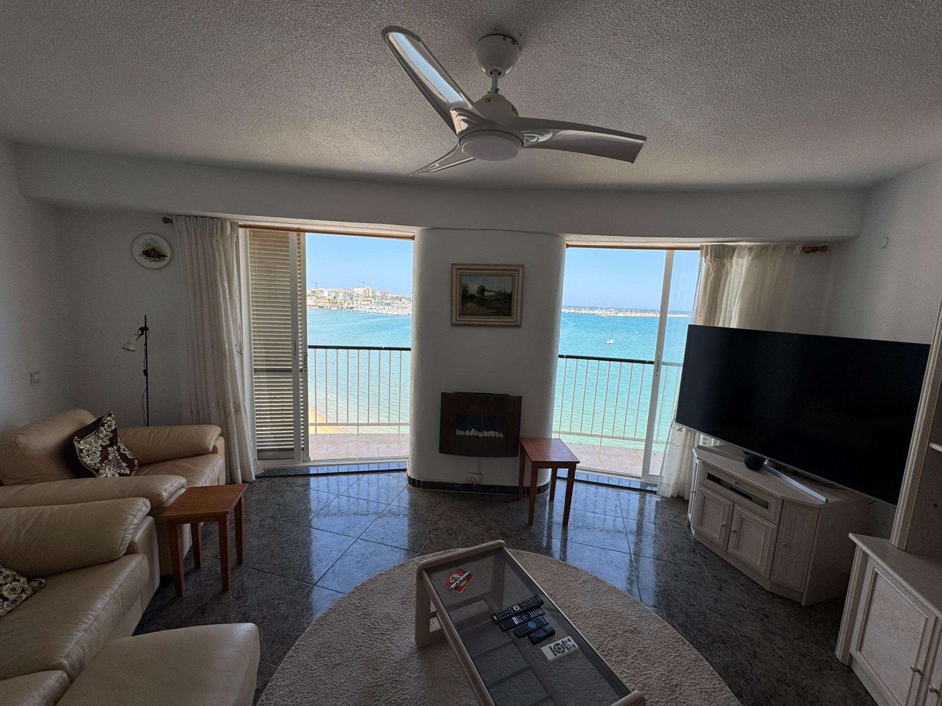 Appartamento a Torrevieja, Alicante, Spagna 3 camere da letto, 89 mq. N° 165650
