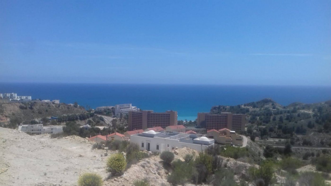 Villa a Villajoyosa, Alicante, Spagna 4 camere da letto, 351 mq. N° 165050