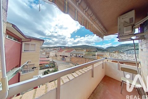 Apartment in Zaragoza, Spain 3 bedrooms, 83 sq.m. No. 184876