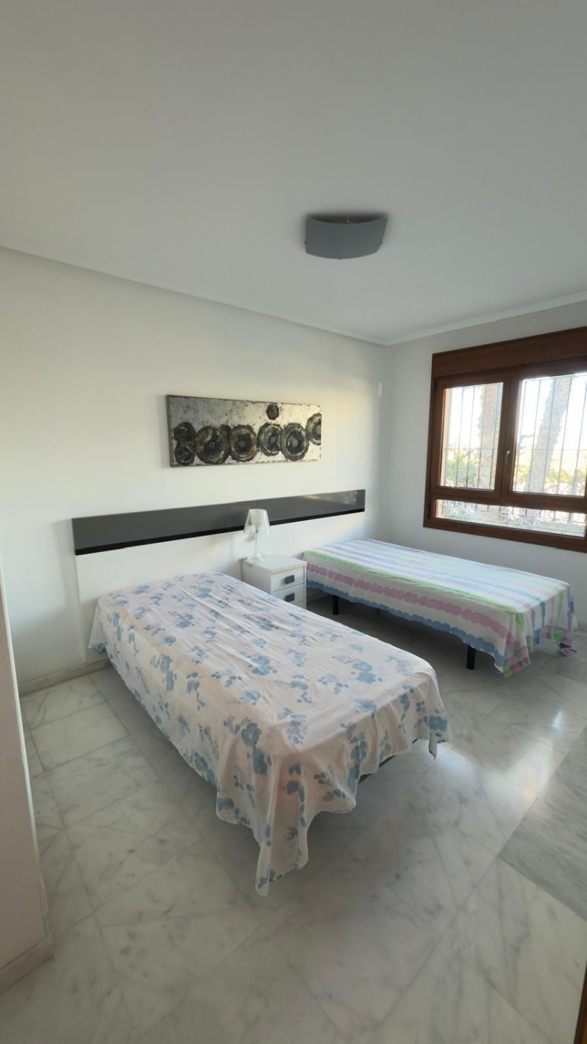 Villa a Algorfa, Alicante, Spagna 3 camere da letto, 140 mq. N° 151191