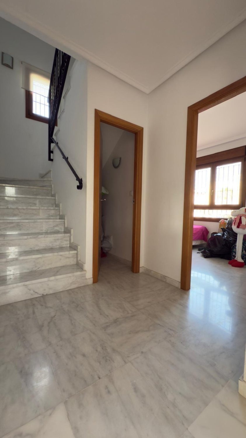 Villa a Algorfa, Alicante, Spagna 3 camere da letto, 140 mq. N° 151191