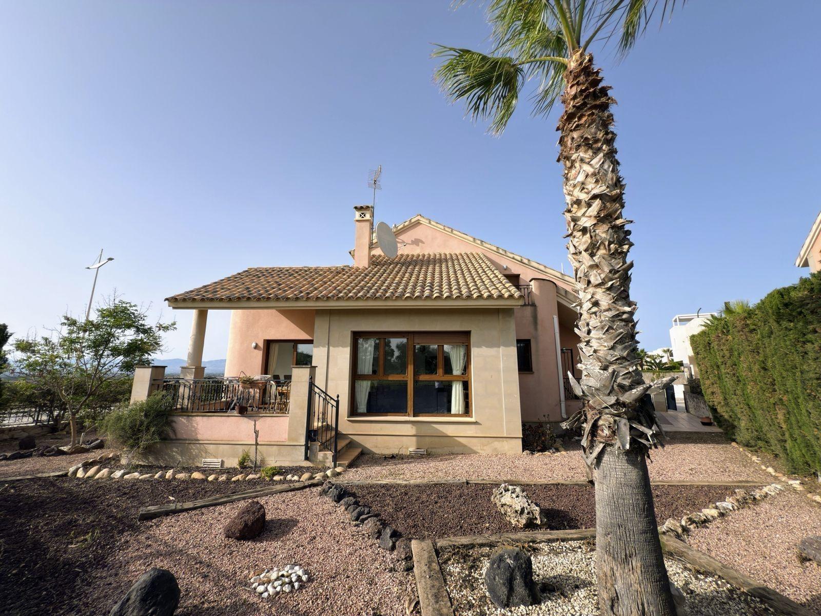 Villa a Algorfa, Alicante, Spagna 3 camere da letto, 140 mq. N° 151191