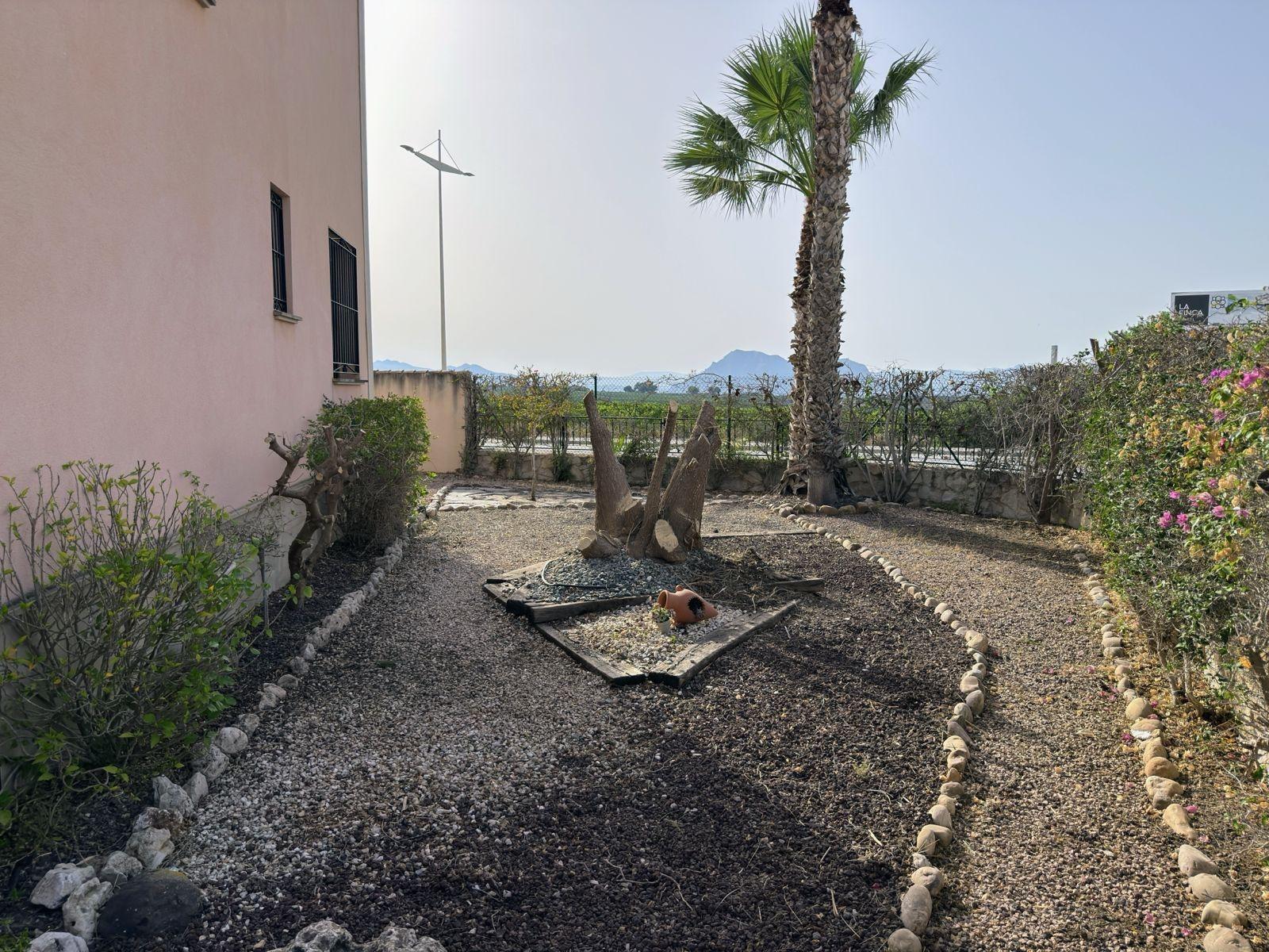 Villa a Algorfa, Alicante, Spagna 3 camere da letto, 140 mq. N° 151191