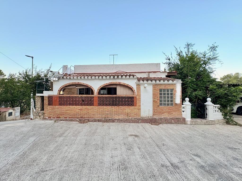Villa en Gandia, València, España 4 dormitorios, 330 m2 No. 151190