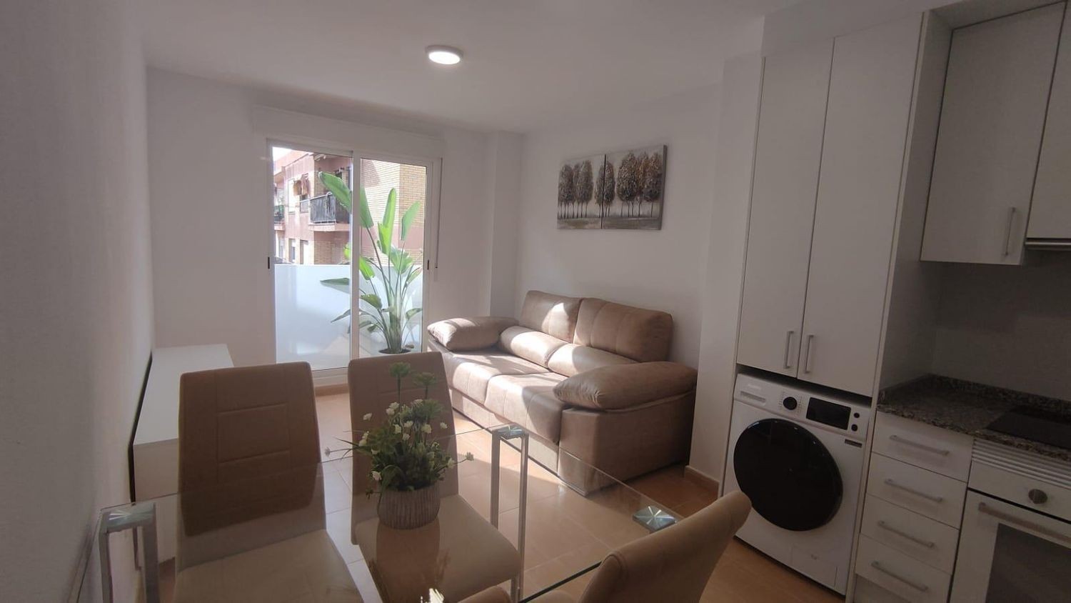Appartamento a Alicante, Spagna 2 camere da letto, 77 mq. N° 181709