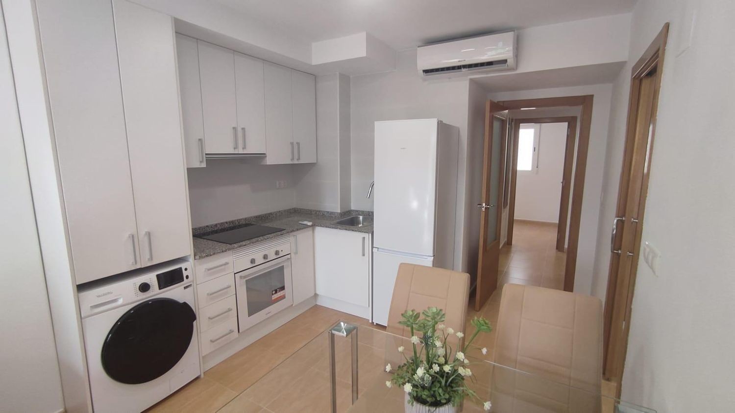 Appartamento a Alicante, Spagna 2 camere da letto, 77 mq. N° 181709