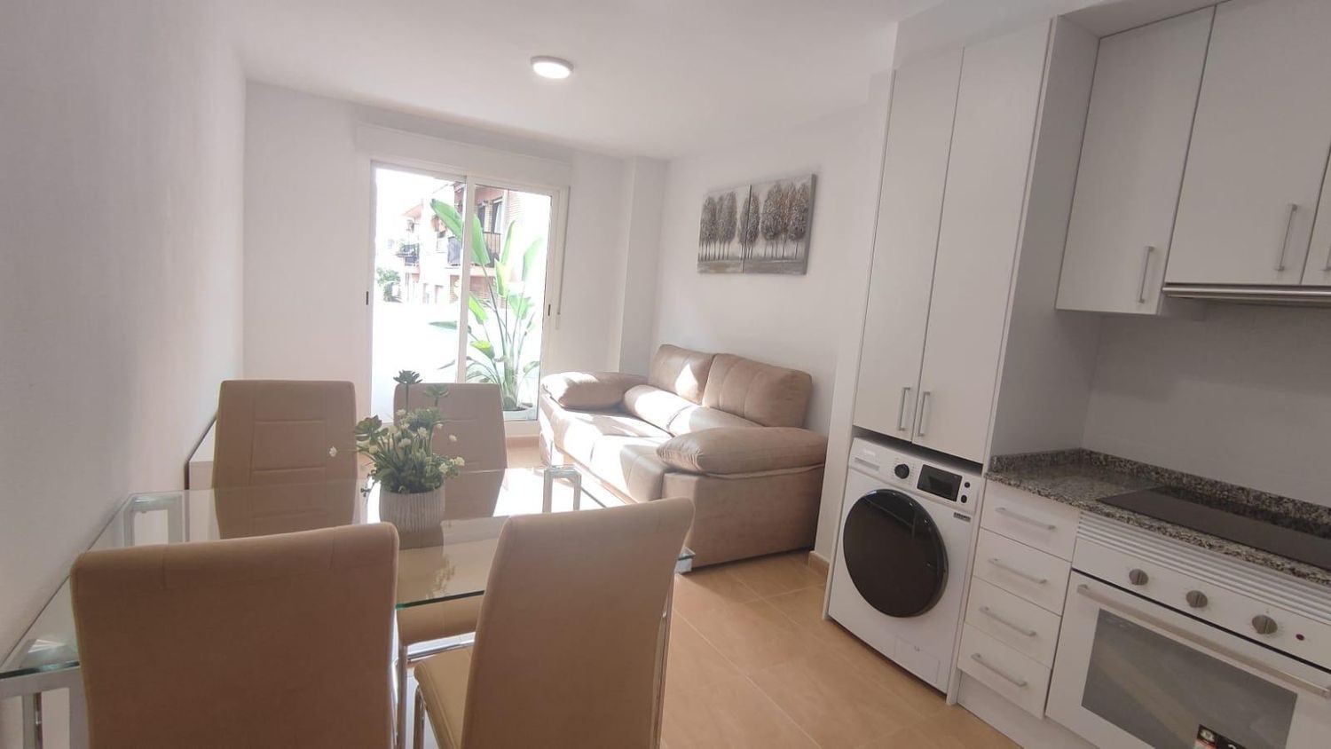 Appartamento a Alicante, Spagna 2 camere da letto, 77 mq. N° 181709