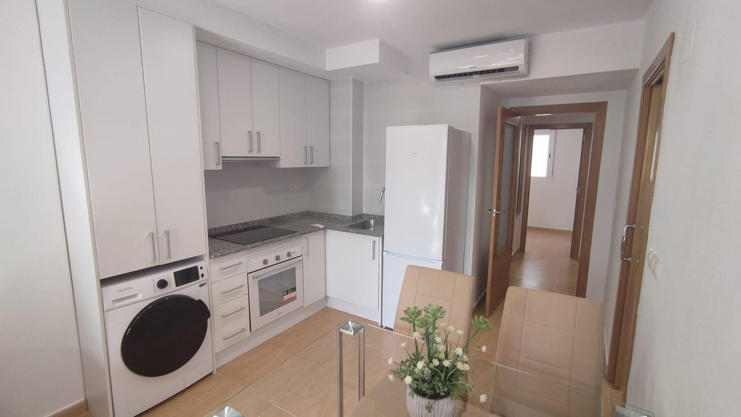 Appartamento a Alicante, Spagna 2 camere da letto, 77 mq. N° 181709