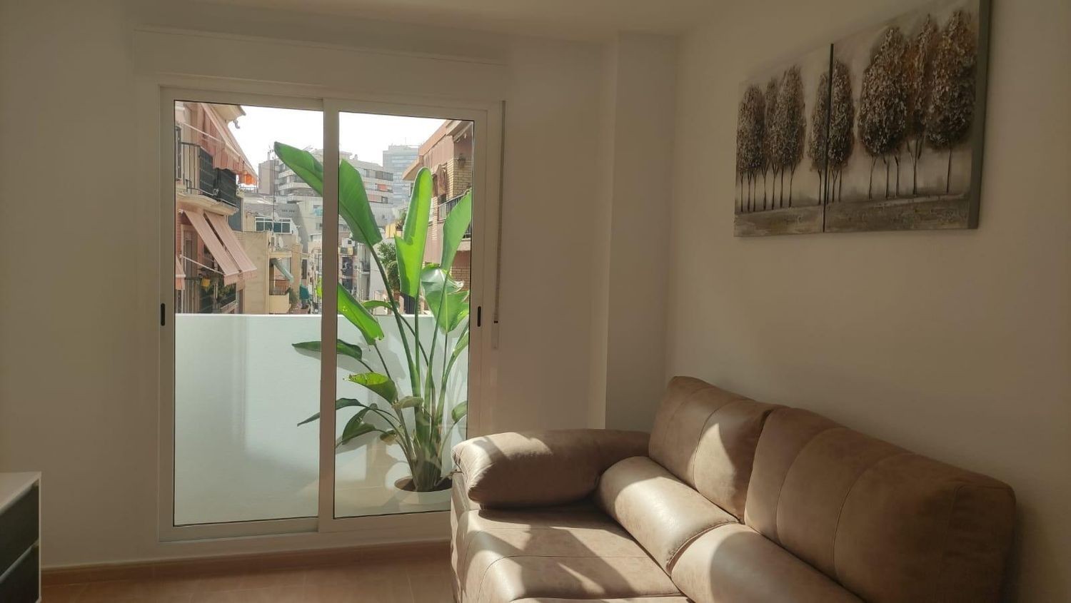 Appartamento a Alicante, Spagna 2 camere da letto, 77 mq. N° 181709