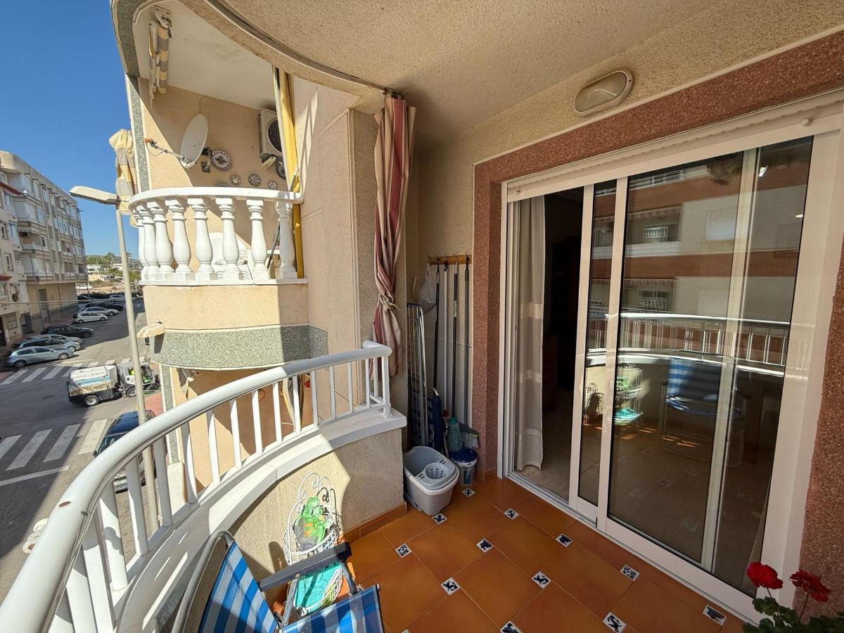 Apartment à Guardamar del Segura, Alicante, Espagne 2 chambres, 74 m2 No. 183784