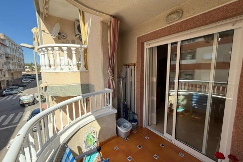 Apartment in Guardamar del Segura, Alicante, Spain 2 bedrooms, 74 sq.m. No. 183784