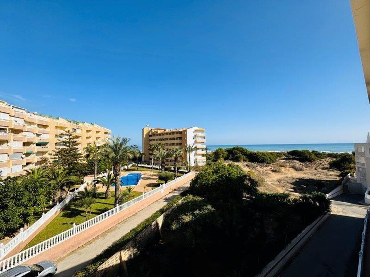 Lägenhet i Torrevieja, Alicante, Spanien 2 sovrum, 57 kvm. Nr. 183852