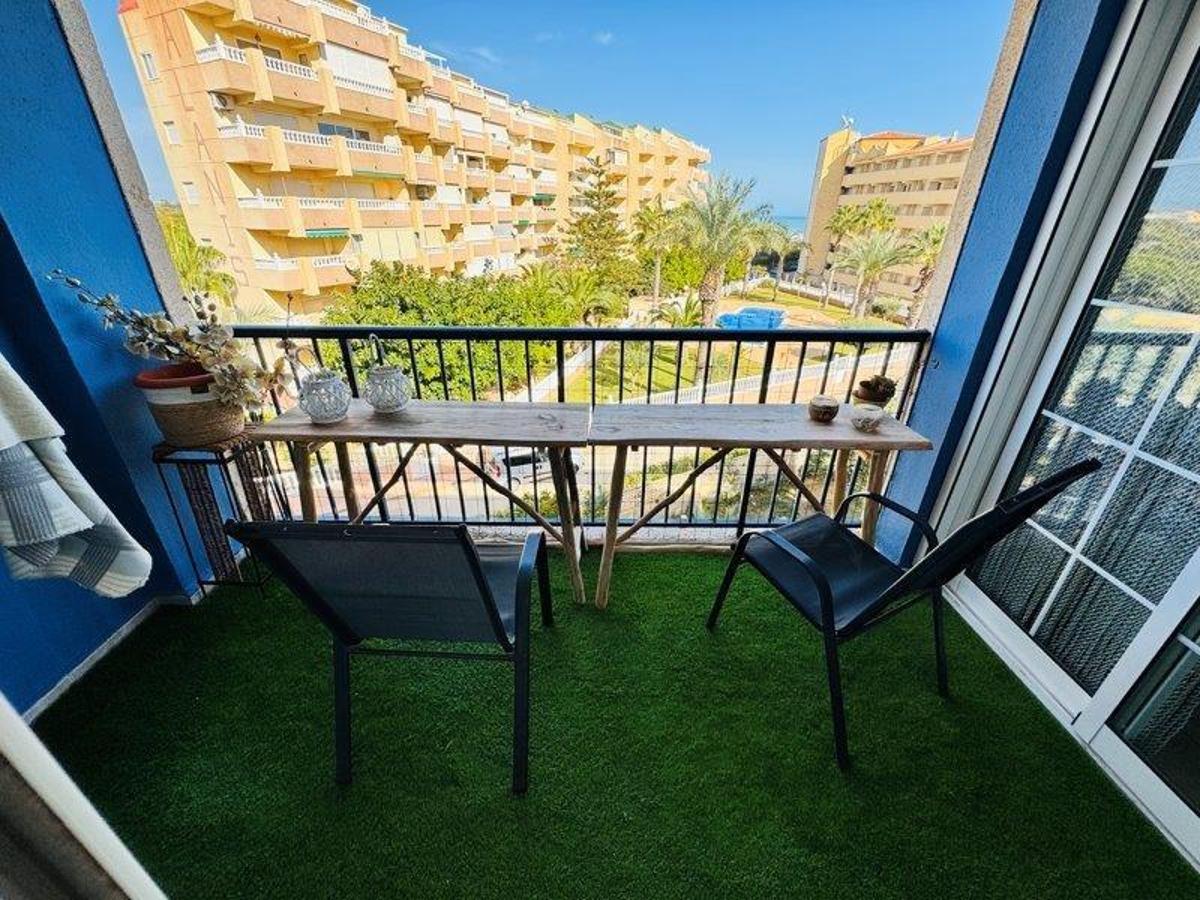 Lägenhet i Torrevieja, Alicante, Spanien 2 sovrum, 57 kvm. Nr. 183852