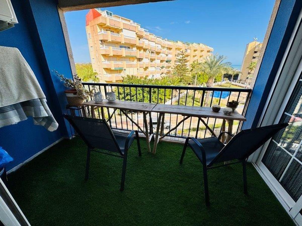 Lägenhet i Torrevieja, Alicante, Spanien 2 sovrum, 57 kvm. Nr. 183852