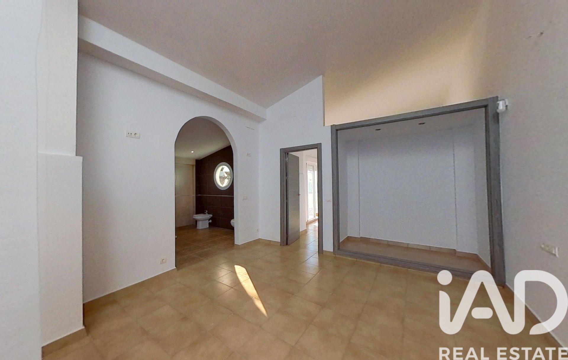 Villa i Alcala la Real, Jaen, Spanien 3 sovrum, 179 kvm. Nr. 184705