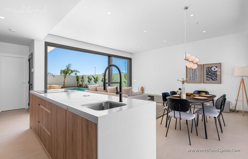 Huvila Los Alcazares, Murcia, Espanja 3 makuuhuonetta, 130 m2 No. 155824