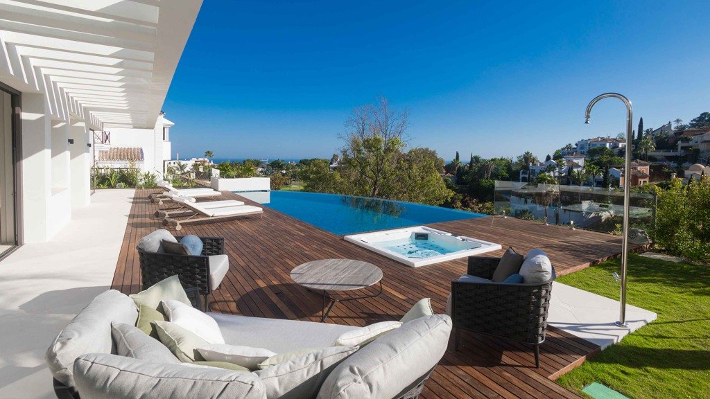 Villa in Benahavis, Malaga, Spanien 5 Schlafzimmer, 642 m2 Nr. 155827