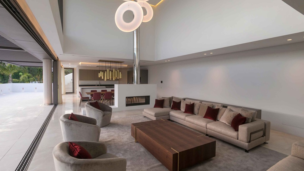 Villa in Benahavis, Malaga, Spanien 5 Schlafzimmer, 642 m2 Nr. 155827