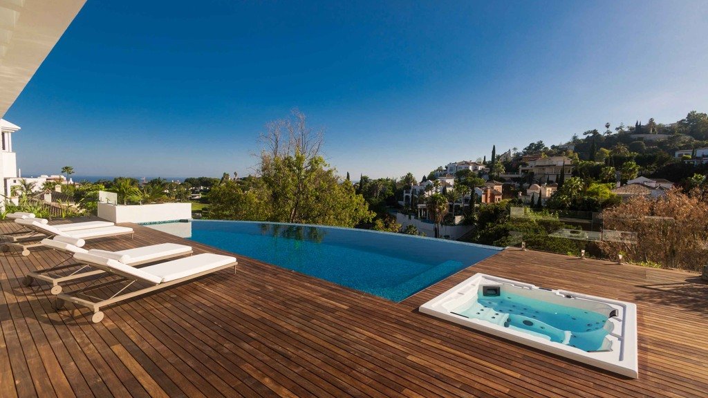 Villa in Benahavis, Malaga, Spanien 5 Schlafzimmer, 642 m2 Nr. 155827