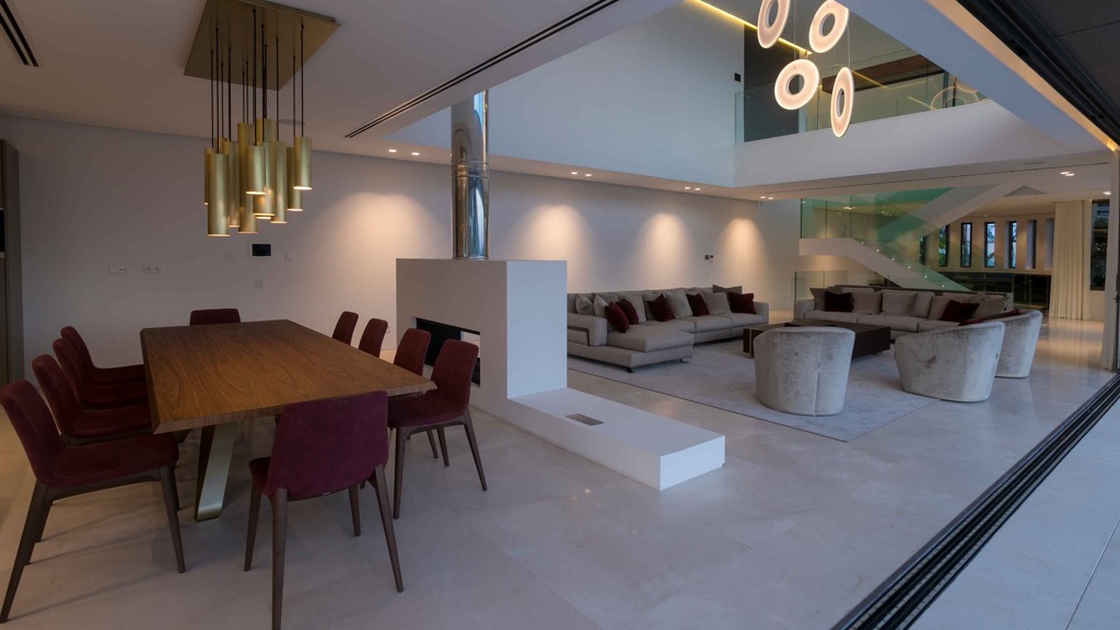 Villa in Benahavis, Malaga, Spanien 5 Schlafzimmer, 642 m2 Nr. 155827