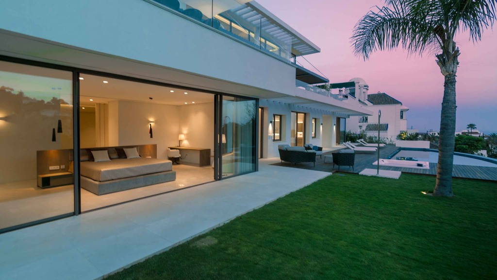 Villa in Benahavis, Malaga, Spanien 5 Schlafzimmer, 642 m2 Nr. 155827