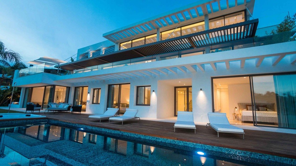 Villa in Benahavis, Malaga, Spanien 5 Schlafzimmer, 642 m2 Nr. 155827