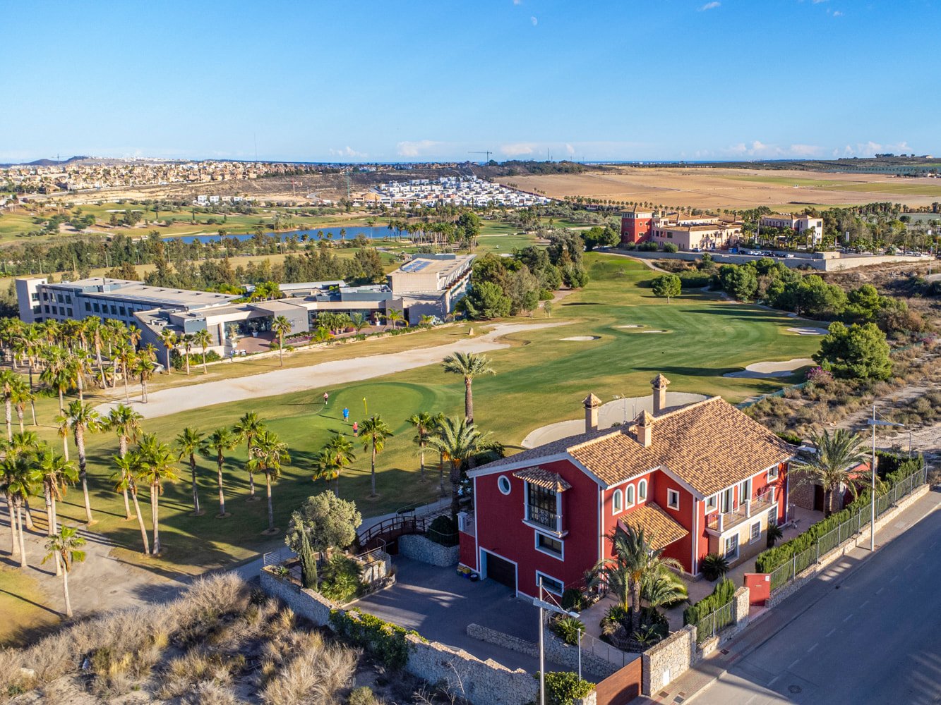 Villa i Algorfa, Alicante, Spanien 6 sovrum, 721 kvm. Nr. 139359