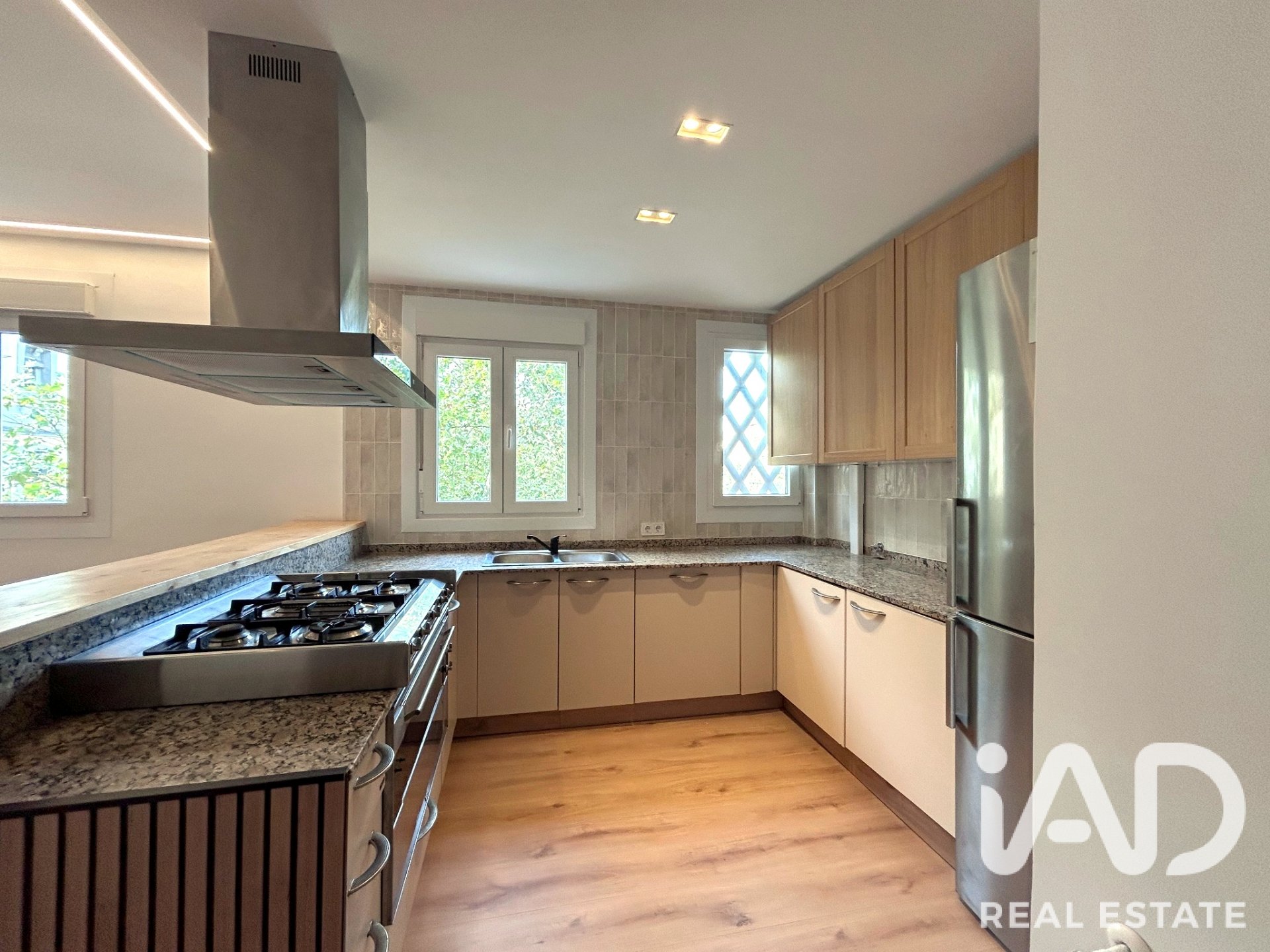 Huoneisto Barcelona, Espanja 2 makuuhuonetta, 84 m2 No. 196590