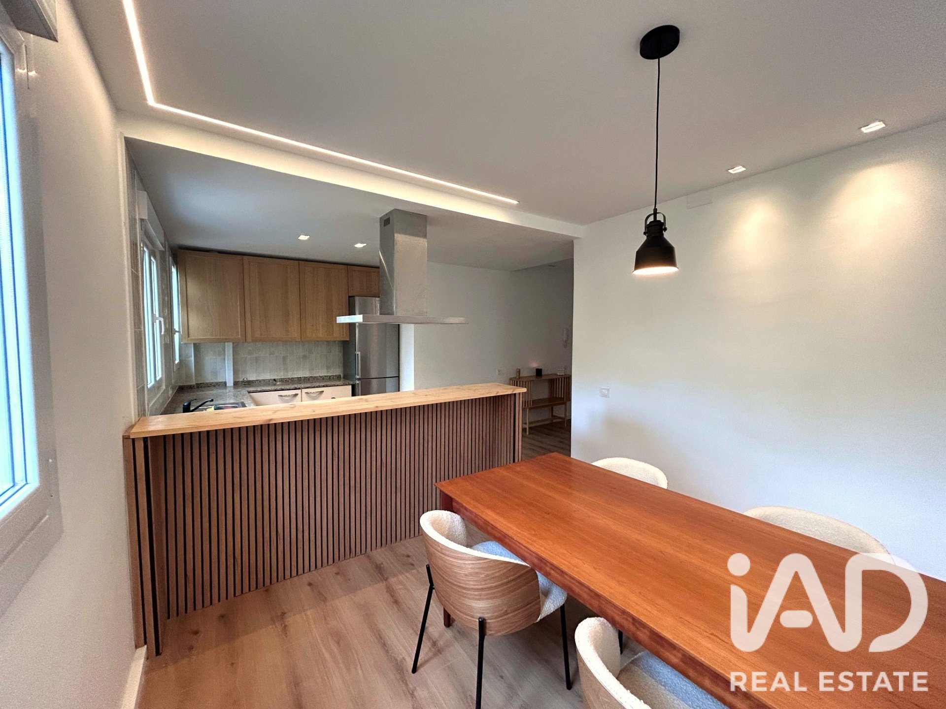 Huoneisto Barcelona, Espanja 2 makuuhuonetta, 84 m2 No. 196590