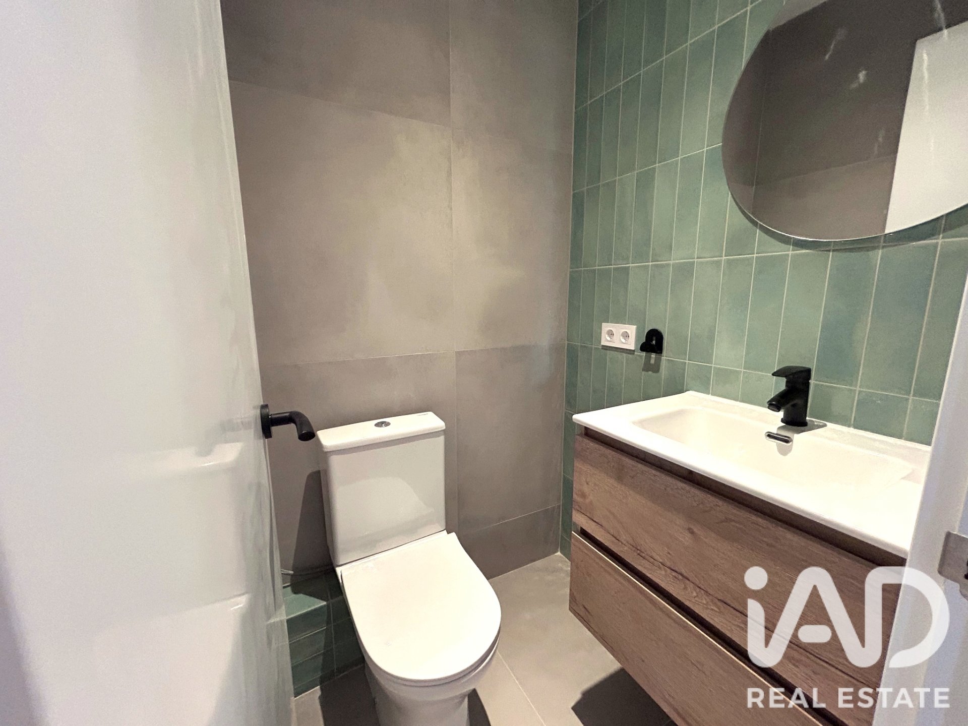 Huoneisto Barcelona, Espanja 2 makuuhuonetta, 84 m2 No. 196590