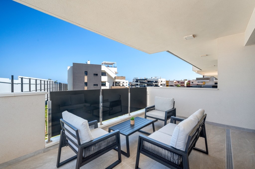 Apartamento en Alicante, España 2 dormitorios, 79 m2 No. 188961