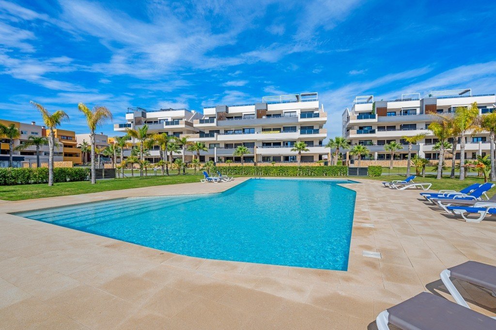 Apartamento en Alicante, España 2 dormitorios, 79 m2 No. 188961