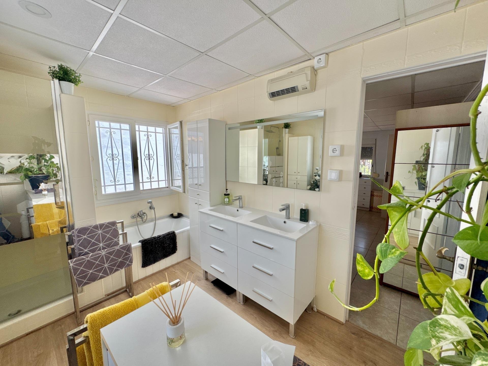 Villa in Dolores, Alicante, Spanien 7 Schlafzimmer, 374 m2 Nr. 194113