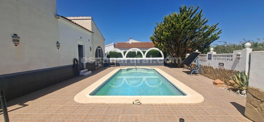 Villa en Arboleas, Almería, España 3 dormitorios,  No. 194112