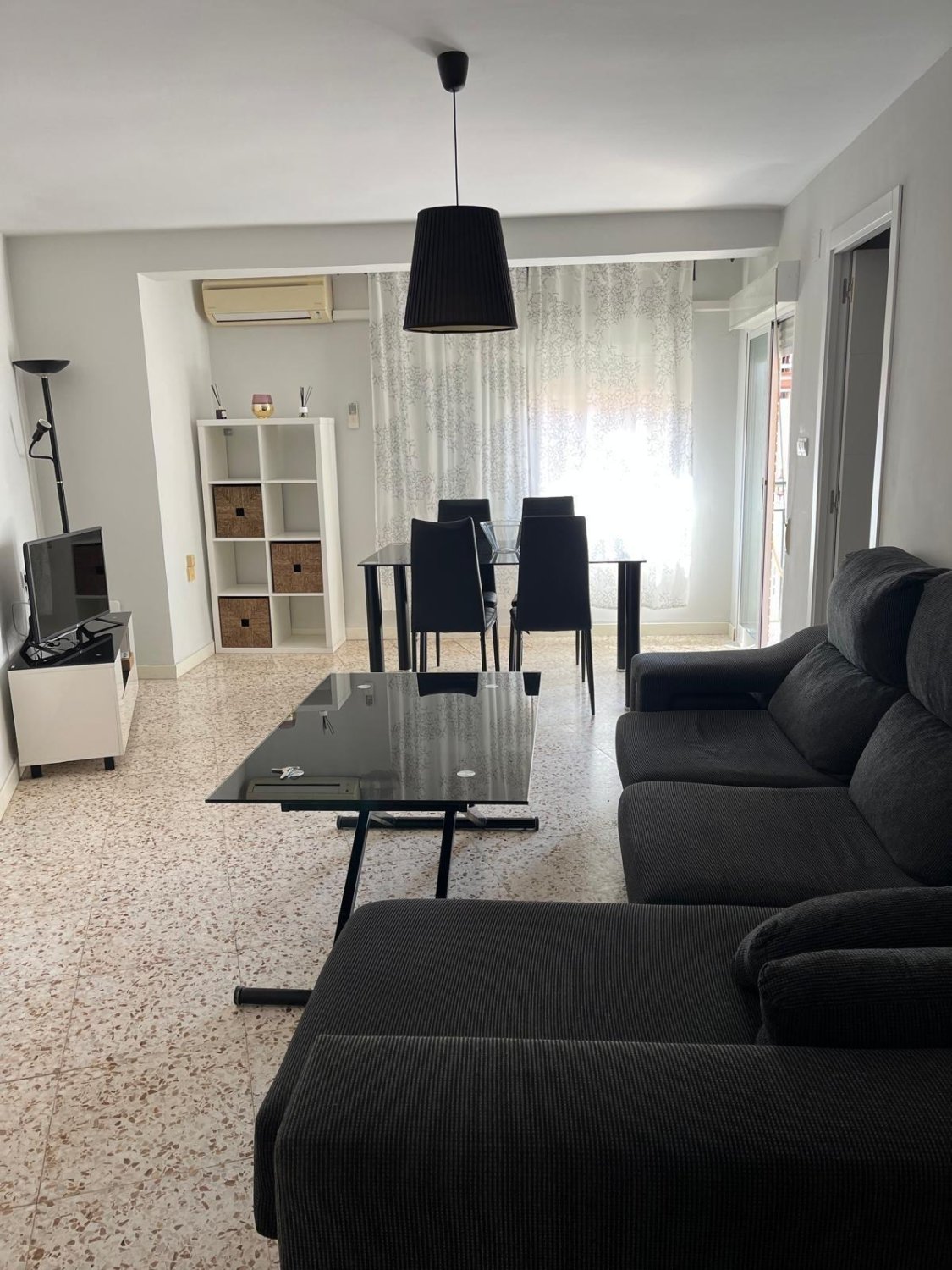 Apartamento en Torrevieja, Alicante, España 3 dormitorios, 90 m2 No. 194118