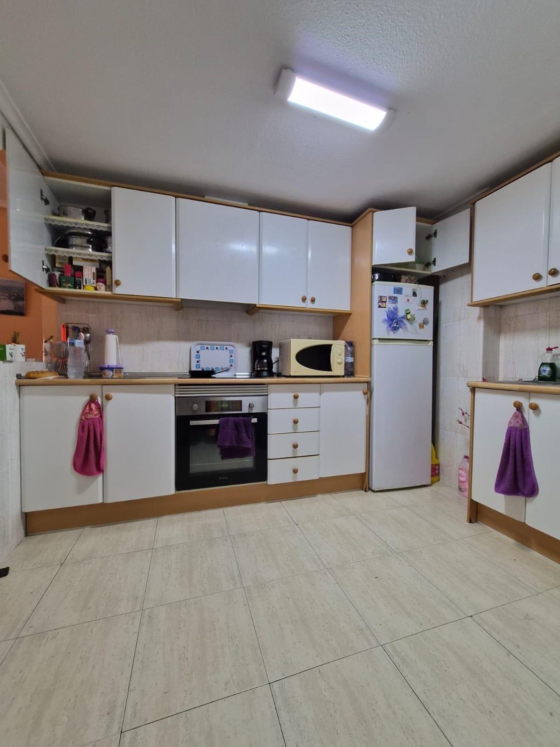 Apartamento en Torrevieja, Alicante, España 2 dormitorios, 75 m2 No. 194117