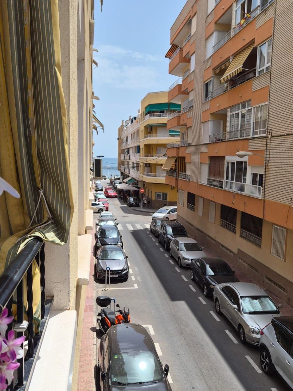 Apartamento en Torrevieja, Alicante, España 2 dormitorios, 75 m2 No. 194117