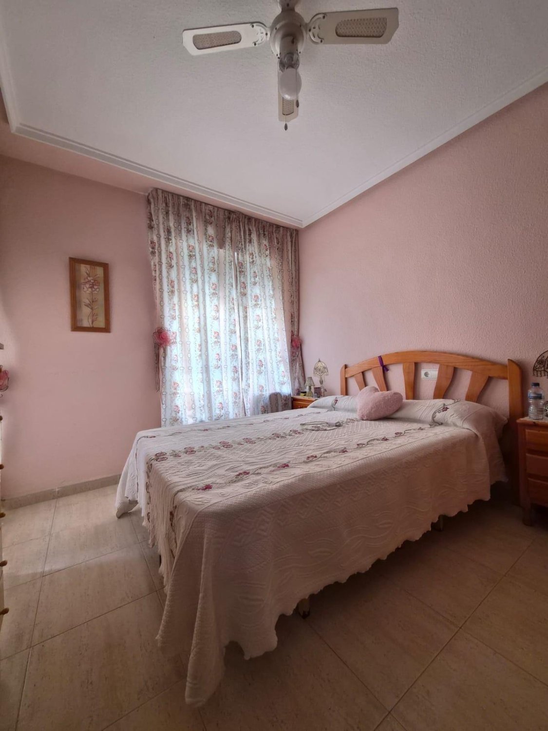 Apartamento en Torrevieja, Alicante, España 2 dormitorios, 75 m2 No. 194117