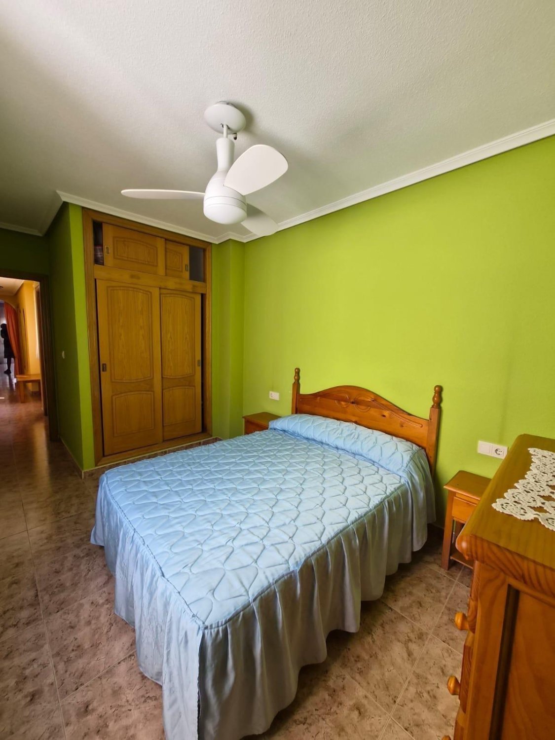 Apartamento en Torrevieja, Alicante, España 2 dormitorios, 75 m2 No. 194116
