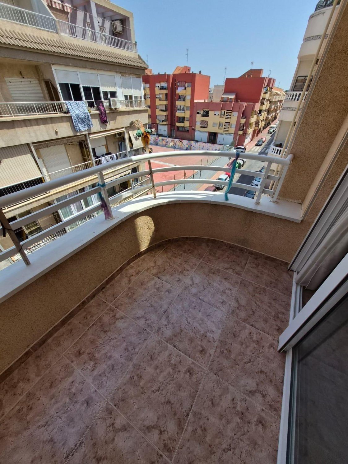 Apartamento en Torrevieja, Alicante, España 2 dormitorios, 75 m2 No. 194116