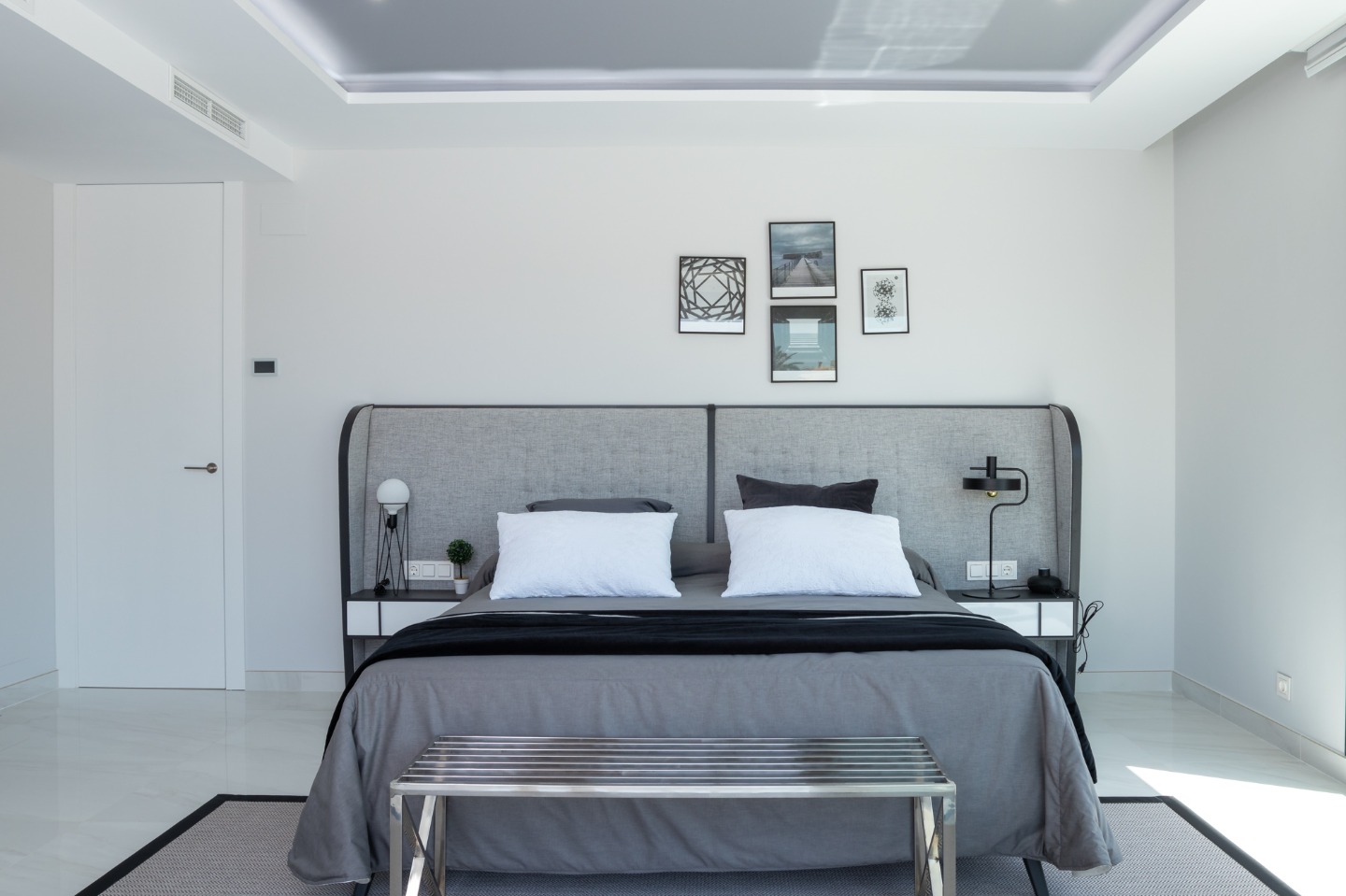 Villa in La Zenia, Alicante, Spain 4 bedrooms, 300 sq.m. No. 80862