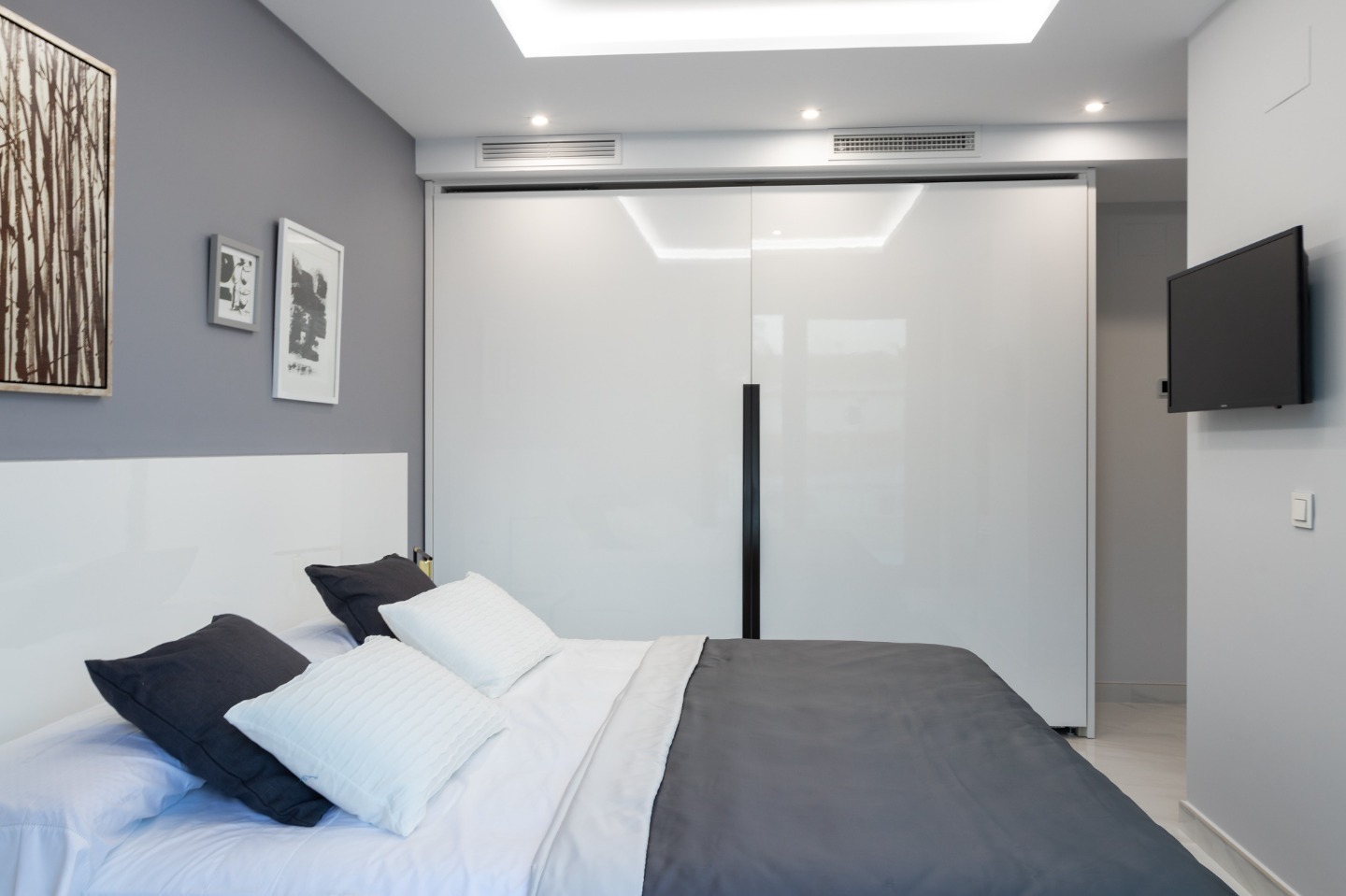 Villa in La Zenia, Alicante, Spain 4 bedrooms, 300 sq.m. No. 80862