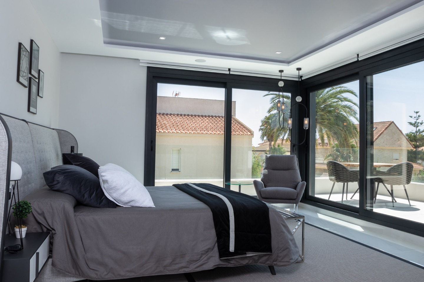 Villa in La Zenia, Alicante, Spain 4 bedrooms, 300 sq.m. No. 80862