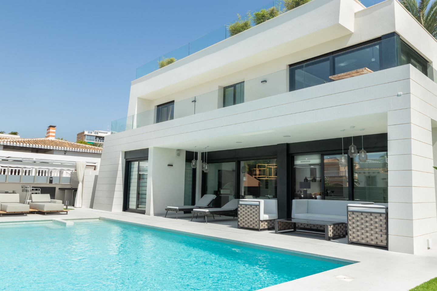 Villa in La Zenia, Alicante, Spain 4 bedrooms, 300 sq.m. No. 80862